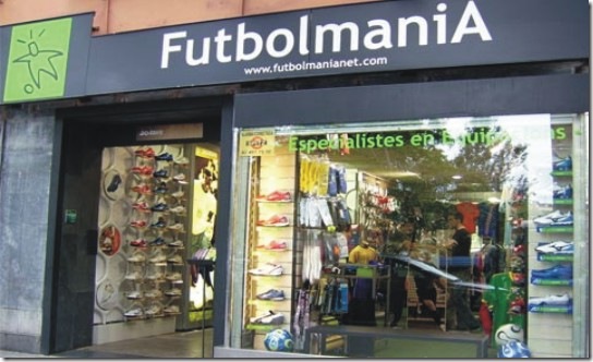 Futbolmanianet.com confia en las lonas y vinilos impresos en Pancarta.com