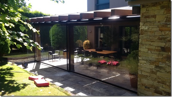 toldo cortina con cofre y pvc transparente